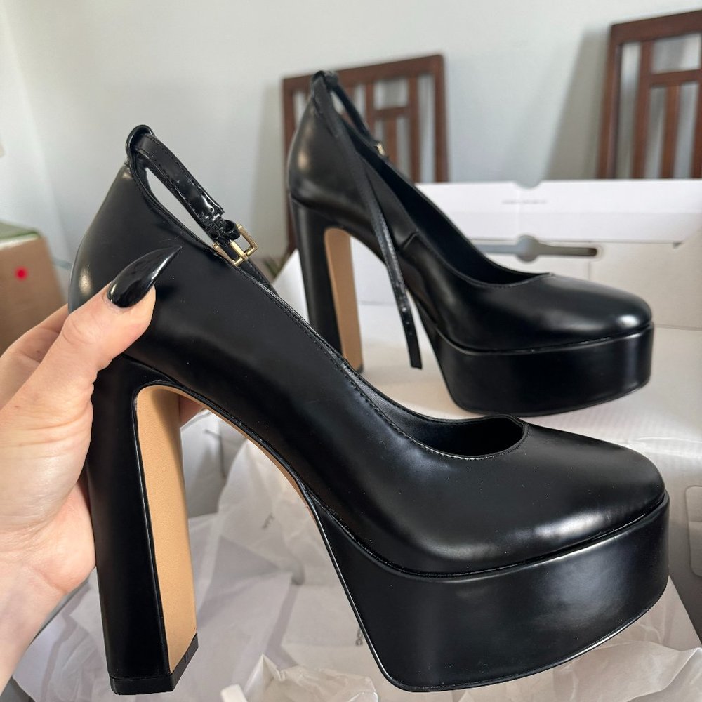 Aldo Fonda NEW never worn strappy heeled sandal - Platform